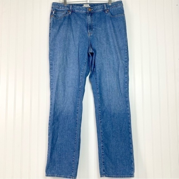 L.L. Bean‎ Favorite Fit Blue Jeans Size 16 MT Straight Leg - Picture 1 of 12